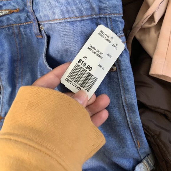 Clothes bundle - Picture 4 of 8